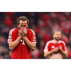 L'eliminazione del Bayern Monaco dalla Champions League scatena polemiche.
